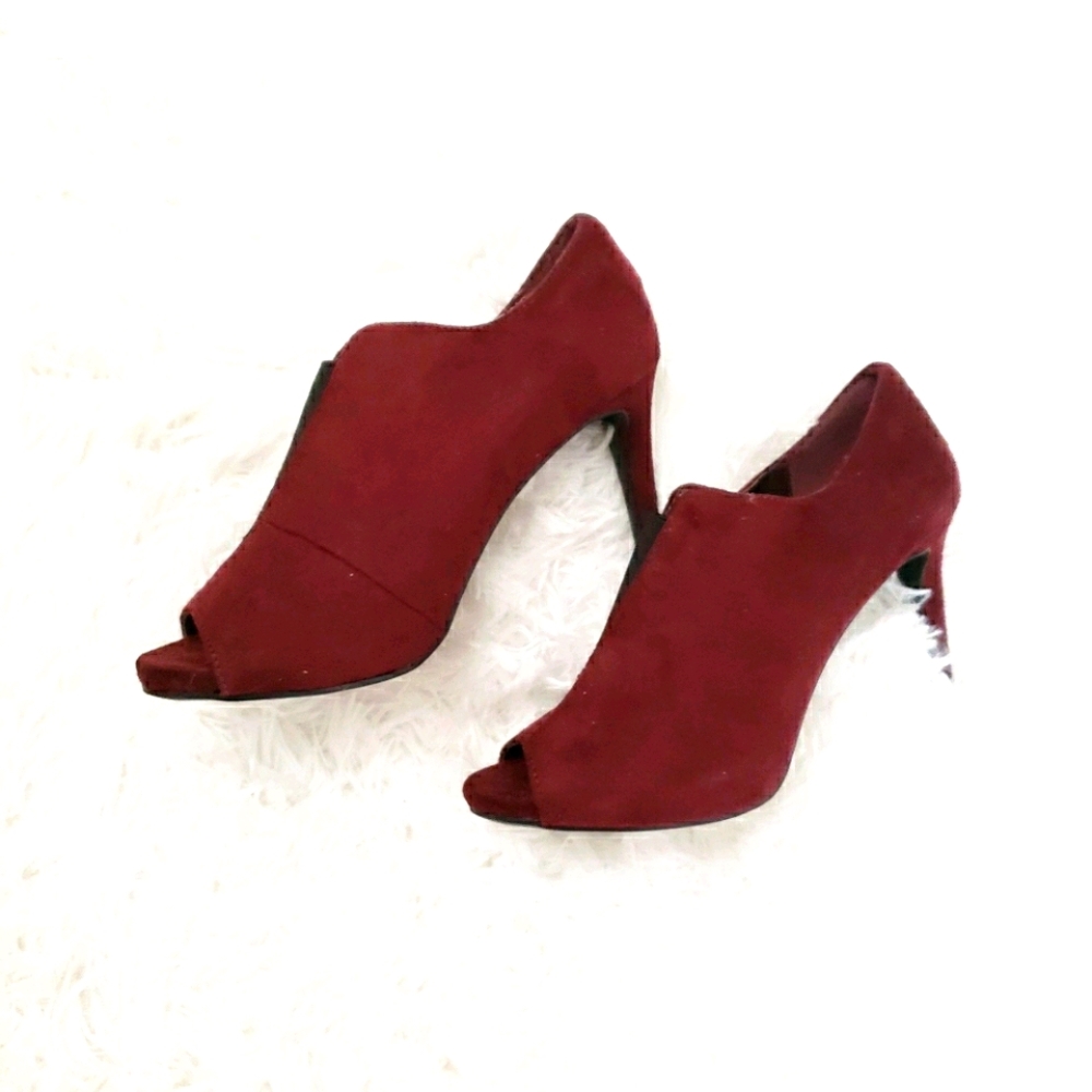 Impo  Suede Heels
